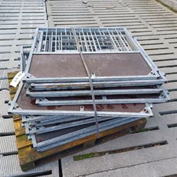 10 stk. brukte kalvebokser 100x100 cm KB109